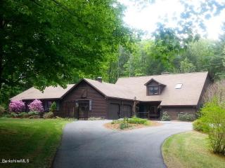 170 Hubbard St, Lenox MA  01240-2332 exterior