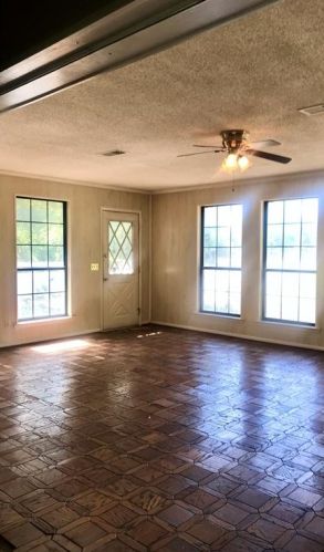 326 Halo St, Duncanville, TX 75137-3329