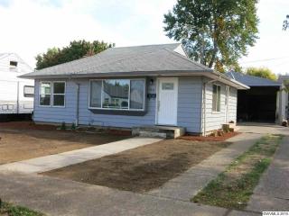 1551 Park Dr, Lebanon, OR 97355-4076