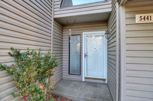 5441 Ventana Pl, Citrus Heights, CA 95610-7943