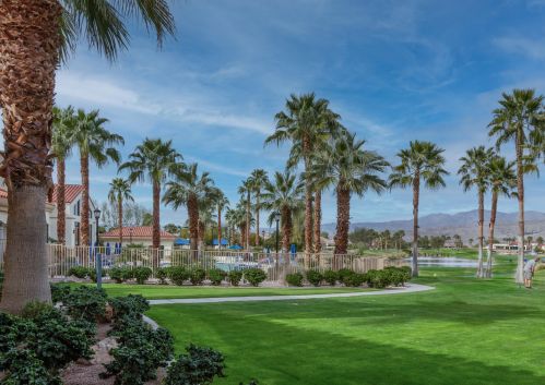 40925 Calle Santa Cruz, Indio CA  92203-7487 exterior