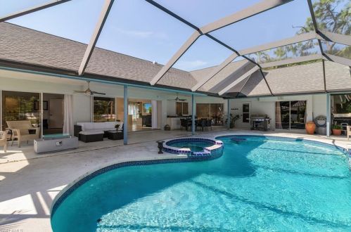 1903 Countess Ct, Naples FL  34110-1005 exterior