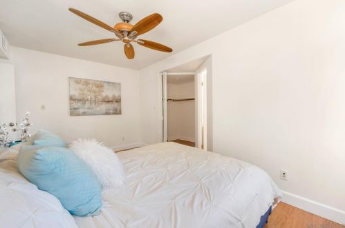 914 Agate St, San Diego CA 92109-1118 exterior