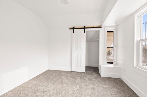 1639 79, Milwaukee WI 53219-1718 exterior