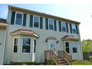 3136 Misty Hollow Ct, Chesapeake, VA 23323-1045