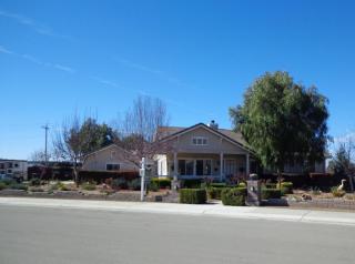 2880 Carey Way, Hollister, CA 95023-2300