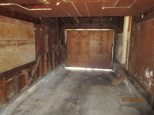 423 Hunter Ave, Oakland CA  94603-2135 exterior