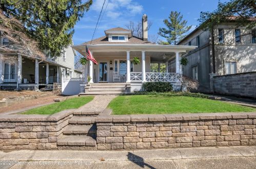 119 Pearl St, Tinton Falls NJ  07701-1524 exterior