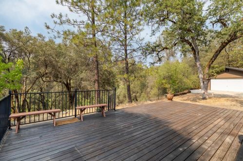 11552 Tom Ray Dr, Grass Valley CA  95949-9713 exterior