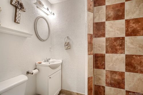 3435 Franklin St, Denver CO 80205-3959 exterior