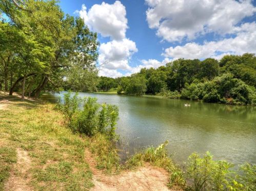 4214 Madrid Dr, Georgetown TX 78628-1306 exterior