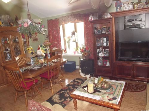1416 Saxon Ave, Bayshore, NY 11706-4753