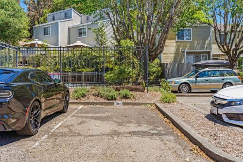 1468 Townview Ave, Santa Rosa CA  95405-7561 exterior