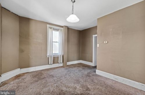 314 Derstine Ave, Lansdale PA 19446-3536 exterior