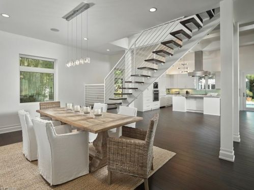 689 Bougainvillea Rd, Naples FL  34102-5545 exterior