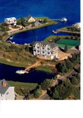 29 Sandgate Ln, South Hampton, NY 11968-3508
