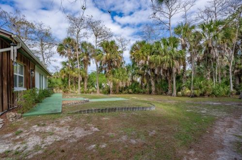 261 17 St, Naples FL 34117-3312 exterior