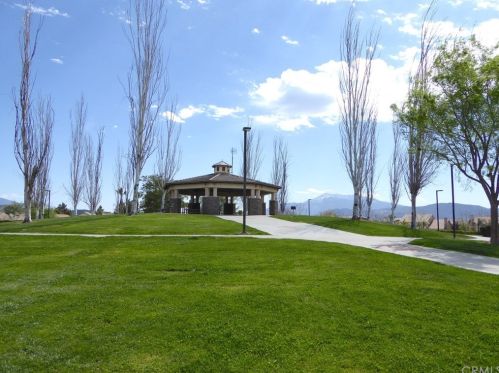 1219 Larkspur Ln, Beaumont CA  92223-2090 exterior