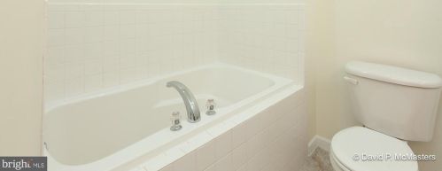 158 Dunlap Dr, Charles Town WV  25414-6506 exterior