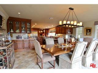 2171 Stratford Cir, Los Angeles CA  90077-1319 exterior