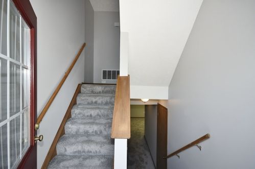 1305 Timber Trl, Imperial, PA 15126-8904