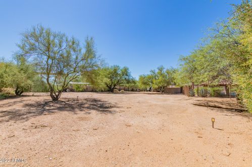 7839 Dixileta Dr, Scottsdale AZ exterior