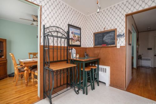 3 Lynn Pl, Bethpage NY  11714-4307 exterior