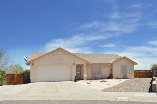 1667 Hummingbird Ln, Graham, AZ 85552-5382