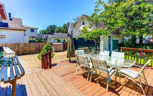 112 Holland Ave, Floral Park NY  11001-1202 exterior