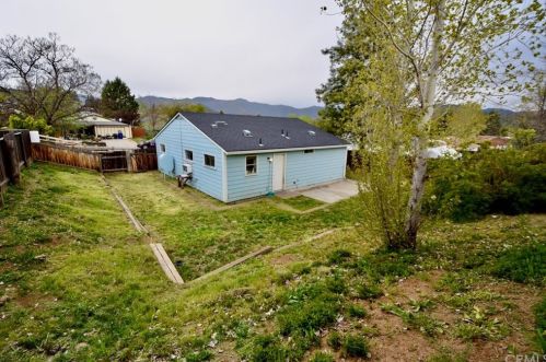 1408 Pyrite Dr, Yreka CA  96097-9622 exterior