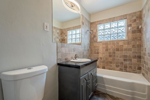 7020 12 St, Phoenix AZ 85086-4800 exterior