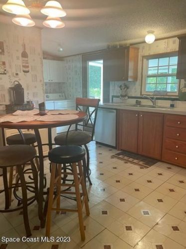 4250 Royal Palm Ave, Cocoa, FL 32926-6846