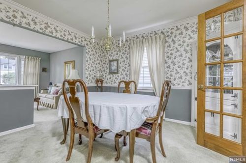 8 Winters St, Oakland NJ  07436-2623 exterior