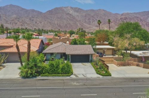 53175 Avenida Bermudas, La Quinta CA  92253-5408 exterior