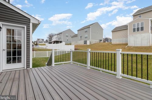 430 Lark Dr, York Haven PA  17370 exterior