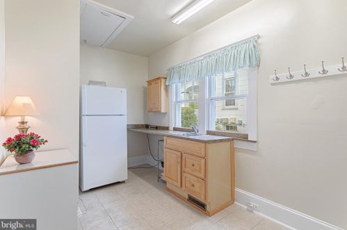 221 Loudoun St, Leesburg VA exterior