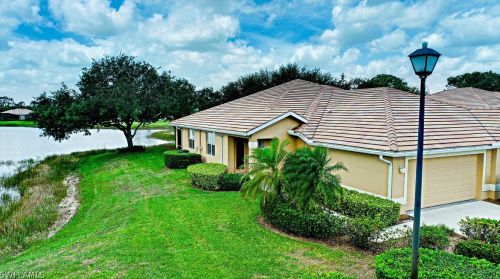 4820 Fairloop Run, Lehigh Acres, FL 33973-6065