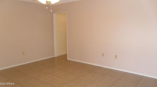 10406 Concho Cir, Sun City AZ  85373-1319 exterior