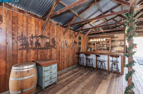 1631 Lawrence Rd, Danville, CA 94506-4702