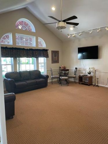 900 Hidden Ridge Ct, Library PA  15129-8999 exterior