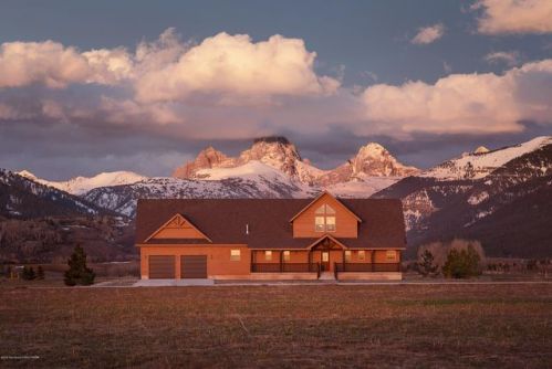 2024 Mount Moran Rd, Bates, ID 83422