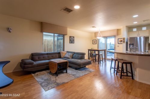 1371 Culpepper Ave, Tucson AZ  85745-3300 exterior