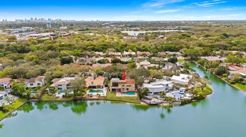 3071 35 St, Hollywood FL 33021-2627 exterior