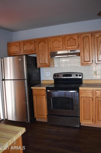 12637 38 Ave, Phoenix AZ 85053-4504 exterior