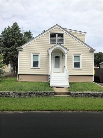 44 Waterman St, Cumberland RI  02864-8021 exterior