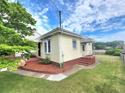 1007 Oakland Ave, Mckeesport, PA 15133-3935