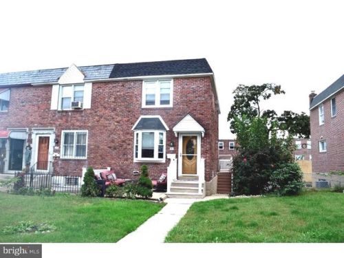 742 Surrey Ln, Manor, PA 19036-1621