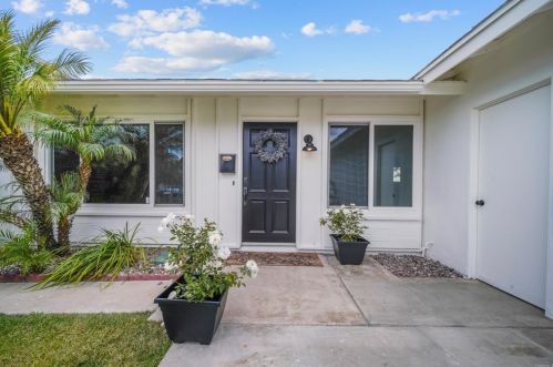 7170 Werner St, San Diego, CA 92122-2832