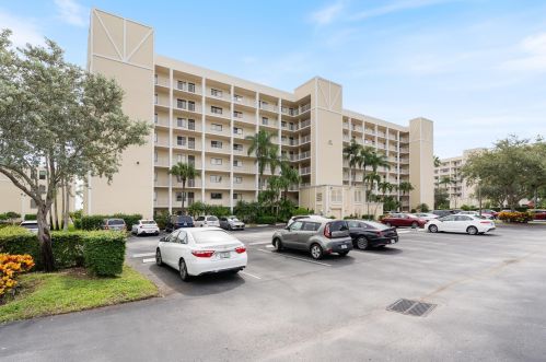 7310 Ashford Pl, Delray Beach FL  33446-2966 exterior