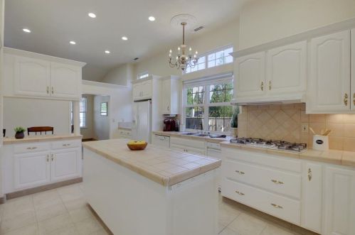 125 Scotia Pne Cir, Grass Valley CA  95945-5418 exterior